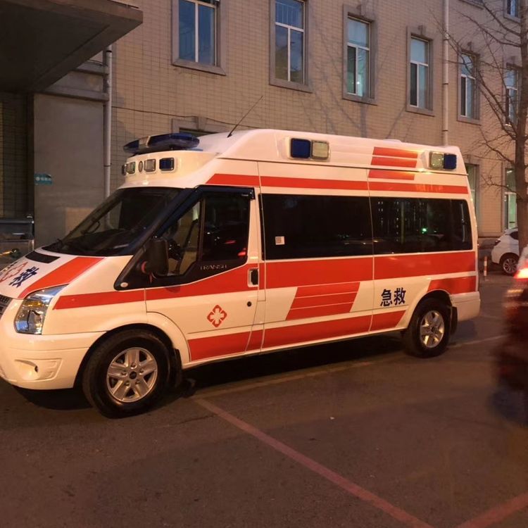 越城夜间租赁救护车护送病人转院：安全转运的 8 大核心注意事项